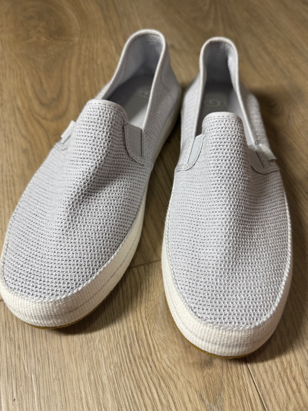 UGG Bren Light Gray Cotton Mesh Slip-On Sneakers Women's Sz. 10 - Picture 2 of 9